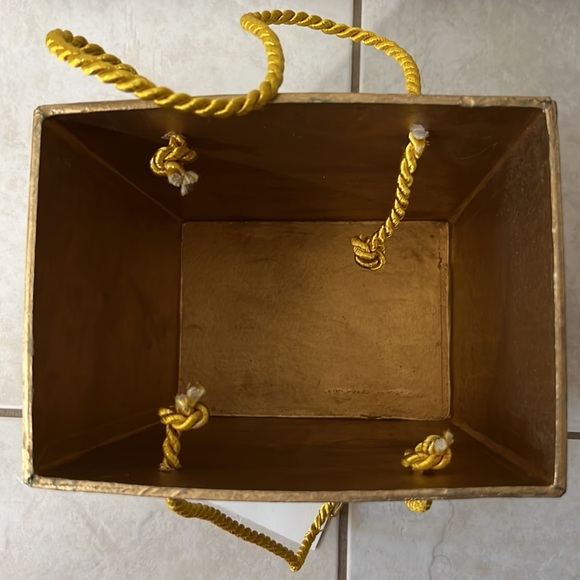Decorative Christmas Basket Hand Crafted in Philippines with Gold Rope Handles - Picture 7 of 7
